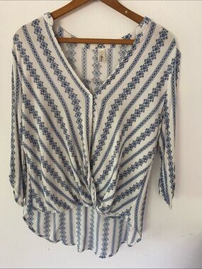 Mahina Hawai’i Women's Blue & White Striped Twist-Front Blouse
